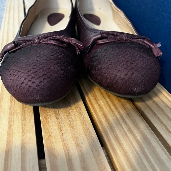ECCO Women’s Burgundy Leather Ballet Flats Angel Bow Size 41 / 9.5-10 US - Picture 5 of 9
